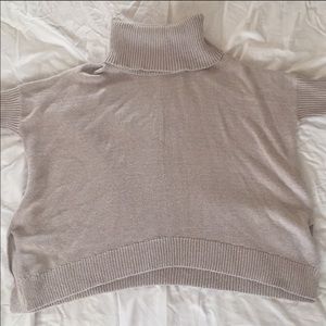 OLD NAVY | BEIGE TURTLENECK SWEATER